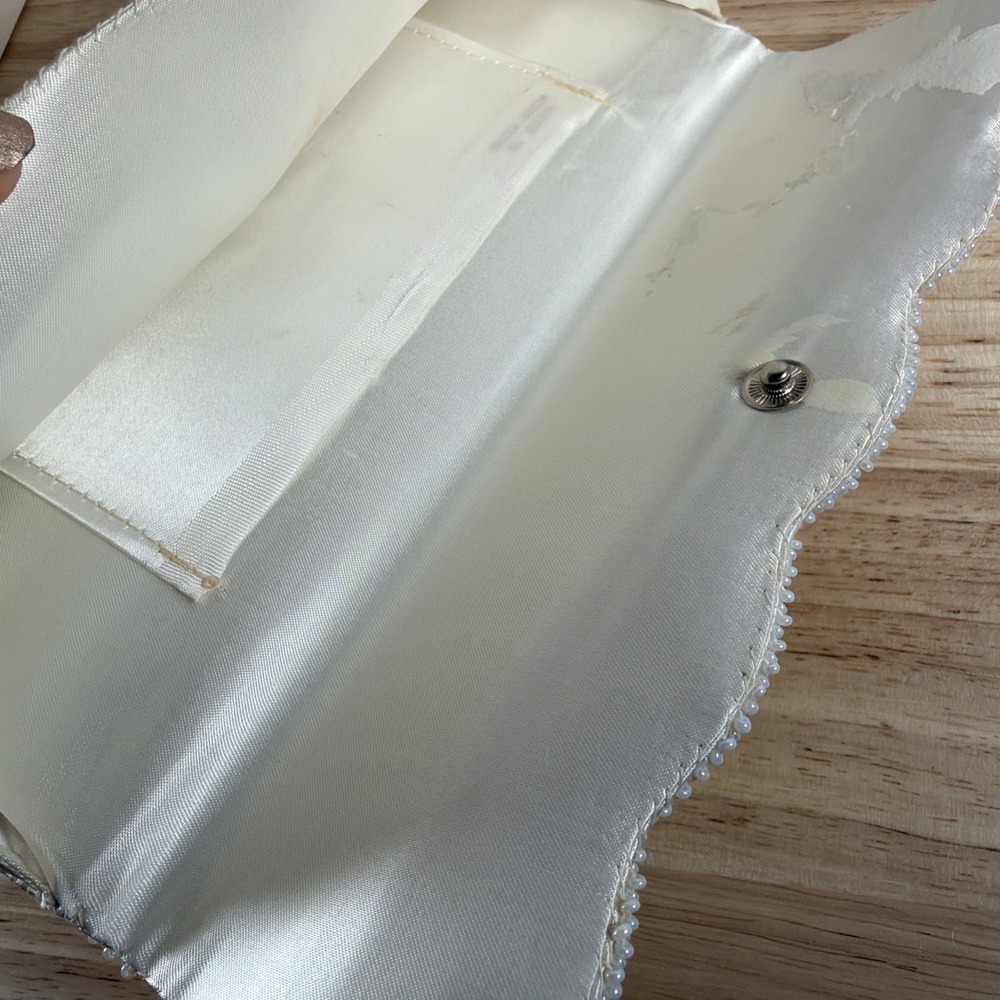 Vintage Ivory  Iridescent Beaded Purse Clutch Hong Kong Wedding Sequin's - Picture 7 of 7